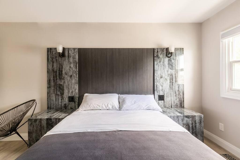 Modern House Newly Furnished 3 Mins Drive To Fall Niagara Bagian luar foto